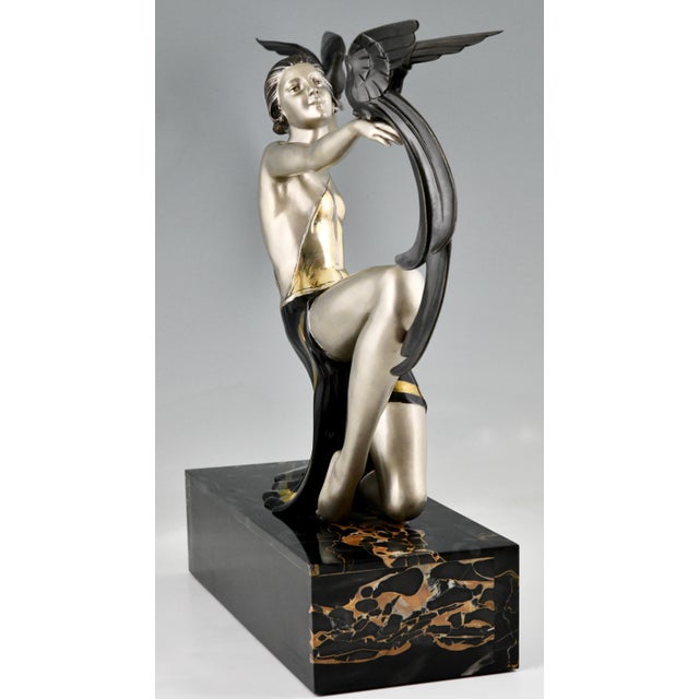 Art Deco Bronze Sculpture of a Lady with Birds of Paradise from G. Daverny, 1930 For Sale - Image 3 of 10