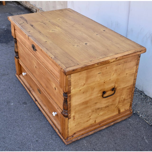 Late 19th Century Pine Trunk or Mule Chest For Sale In Baltimore - Image 6 of 12
