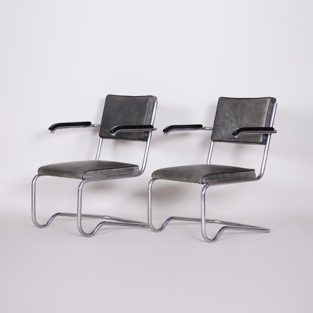Vintage Tubular and Leather Armchairs by Ladislav Žák for Hynek Gottwald, 1930s, Set of 2 For Sale - Image 4 of 18