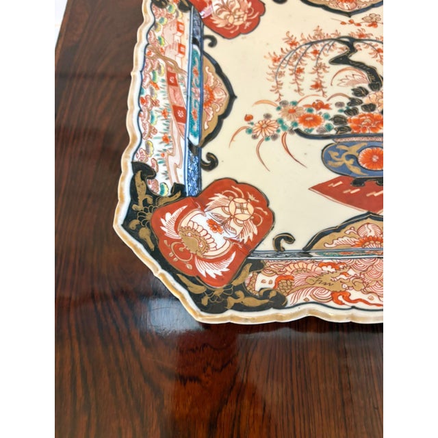 Antique Japanese Hand-Painted Imari Porcelain Charger Plate with Floral Bird Decor, 1900 For Sale - Image 4 of 10
