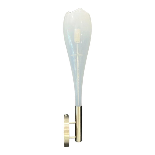 Tulip Shaped Murano Wall Sconce For Sale