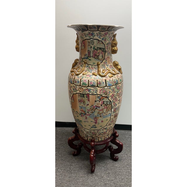 Chinese Huge Chinese Rose Famille Porcelain Vase on Stand For Sale - Image 3 of 10