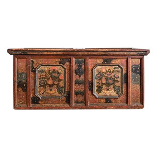 Swedish 18th Century Painted Chest-Trunk For Sale