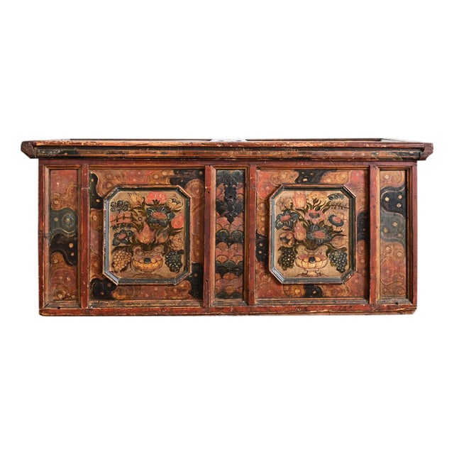 Swedish 18th Century Painted Chest-Trunk For Sale