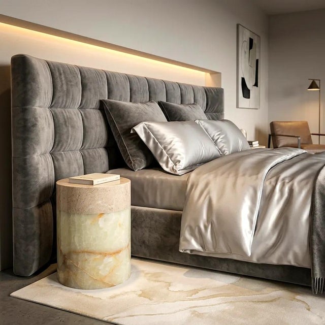 Early 21st Century Beige Marble and Green Onyx Side Table by Forzini For Sale - Image 5 of 10