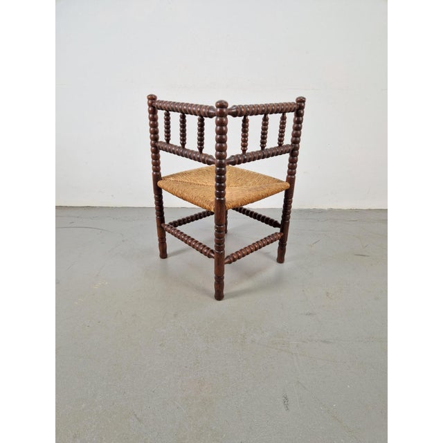 1950s Arts and Craft Style Bobbin Corner Chair in Oak with Rush Seat, 1950s For Sale - Image 5 of 8