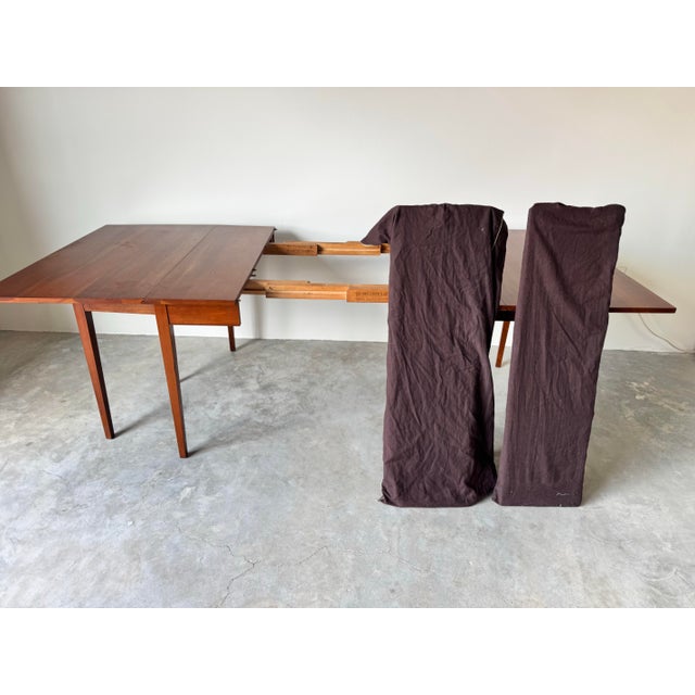 1960s Vintage Henkel Harris Williamsburg-Style Solid Cherry Drop Leaf Dining Table For Sale - Image 5 of 12