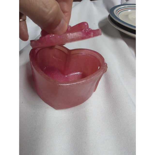Contemporary Heart-Shaped Decorative Box With Lid With Bow Design For Sale - Image 3 of 3