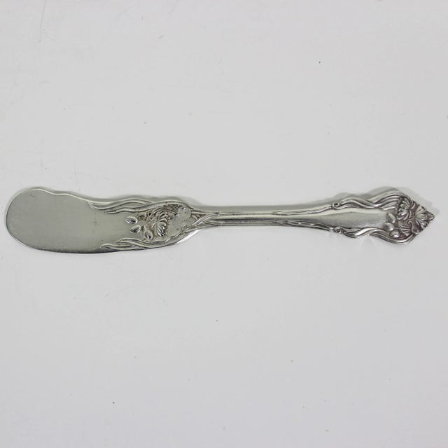 Early 20th Century Vintage Silverplate Art Nouveau Butter Spreader Knife For Sale - Image 5 of 8
