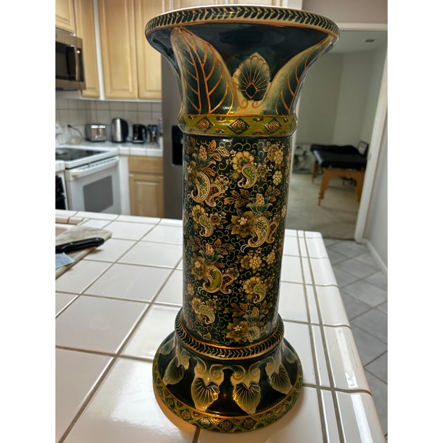 Early 20th Century Chinese Planter and Pedestal For Sale - Image 4 of 7