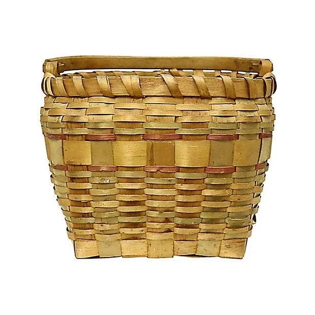 Late 20th Century Maine Indigenous Swing-Handle Basket For Sale In Los Angeles - Image 6 of 7