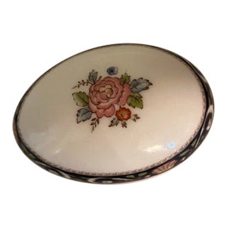 1970s Wedgwood Porcelain China Egg Box For Sale