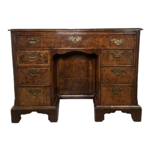 Lady's Dressing Table Kneehole Desk