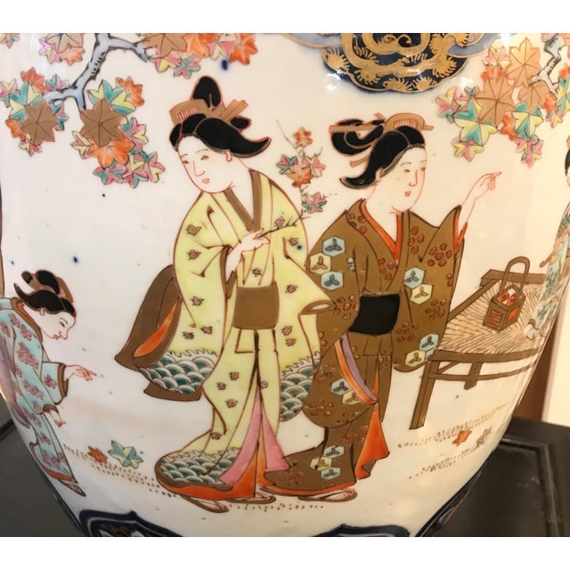 Large 19th Century Hand Painted Imari Porcelain Vase Meiji Period For Sale In Philadelphia - Image 6 of 11