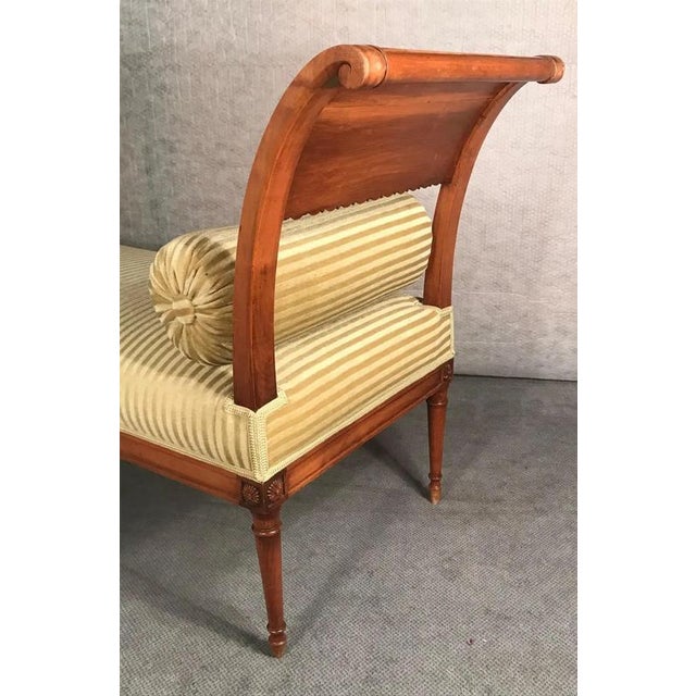 Neoclassical Daybed Style of Henri Jacob (1753-1824), France 19th Century, 1850 For Sale - Image 4 of 8