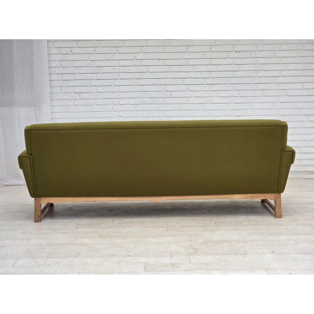 3-Seater Danish Sofa in Green Furniture Wool and Oak Wood, 1970s For Sale - Image 10 of 18