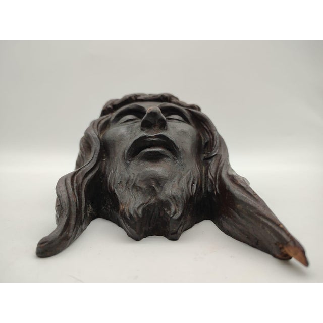 Large Ecce Homo Sacred Relief of Christ's Head in Walnut, 1720s For Sale - Image 6 of 13