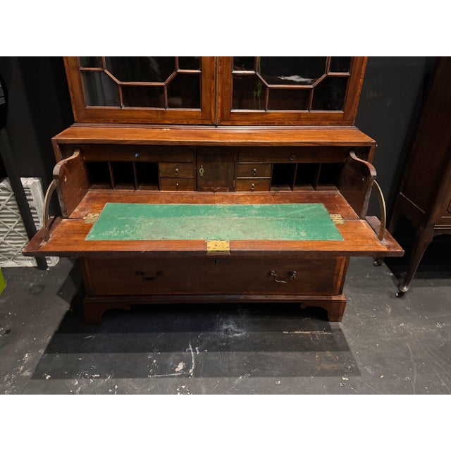 Antique English Georgian Mahogany Bureau Bookcase With Astragal Glass Doors, Late 18th Century For Sale In Miami - Image 6 of 13