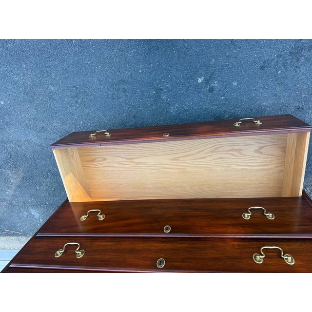 Late 20th Century Henkel Harris George III Mahogany Chest of Drawers For Sale - Image 12 of 17