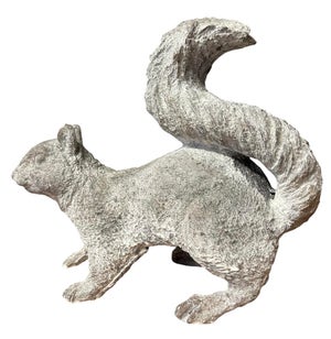 Vintage Cast Iron Lifelike Squirrel Garden Statue