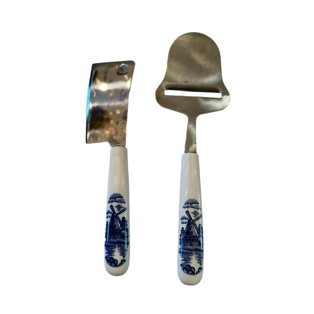 Late 20th Century Vintage Delft Cheese Cutters- 2 Pieces For Sale - Image 5 of 5