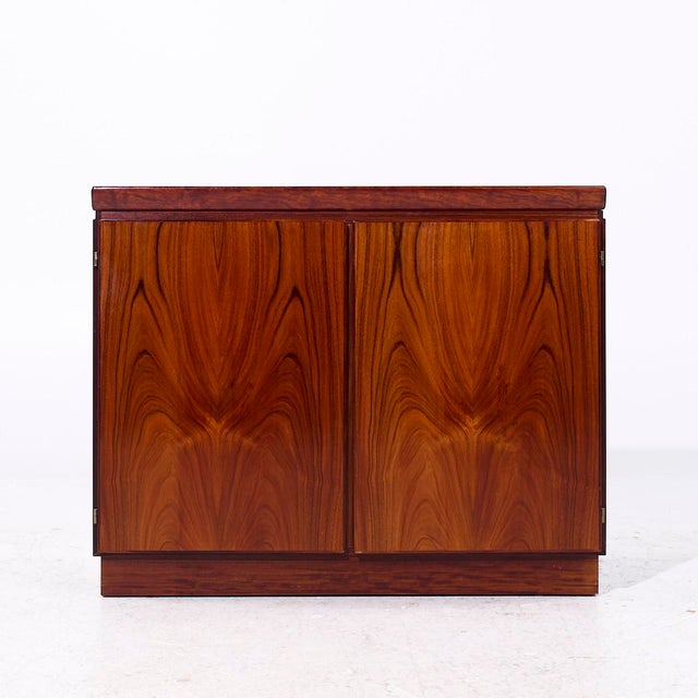 Skovby Mid Century Danish Rosewood Credenza Bar Cabinet This credenza measures: 40.5 wide x 19 deep x 32.5 inches high...