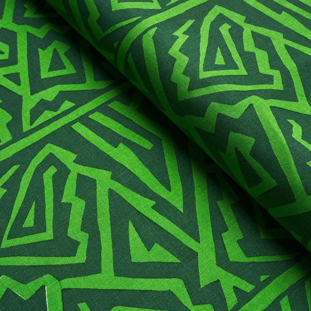 Schumacher Sample - Schumacher X David Kaihoi Jagged Maze Fabric in Green For Sale - Image 4 of 4