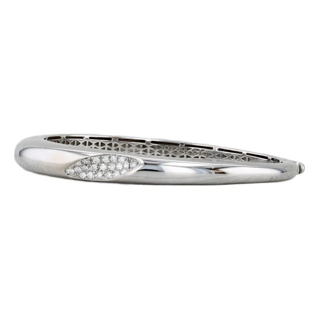 Roberto Coin 0.33ctw Diamond Capri Bangle Bracelet 18k White Gold 6 For Sale
