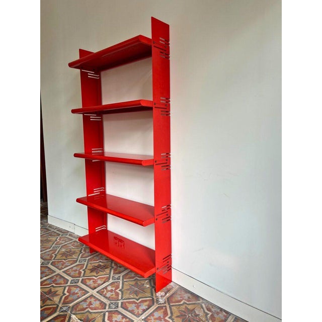 Vintage Italian Red Wall Unit, 1970s For Sale - Image 3 of 14