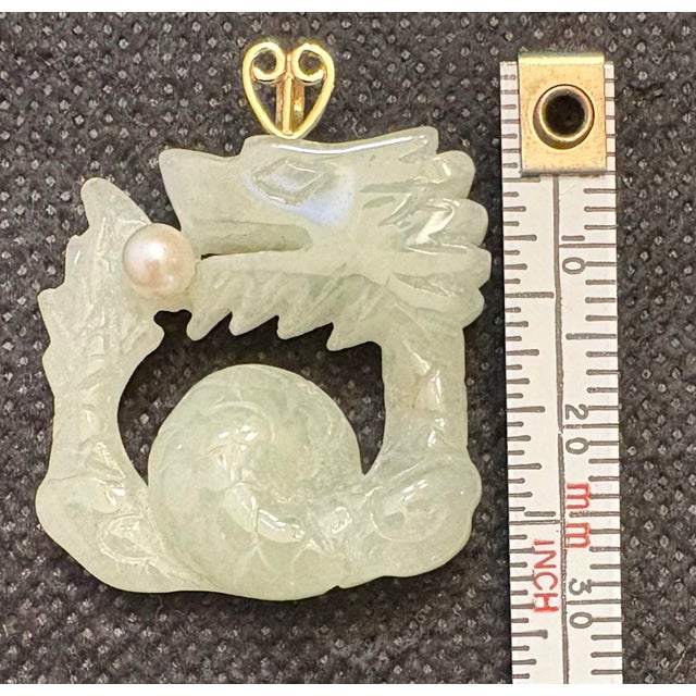 14k Gold Pendant of Carved Light Green Jade Dragon With Pearl For Sale In Greensboro - Image 6 of 8
