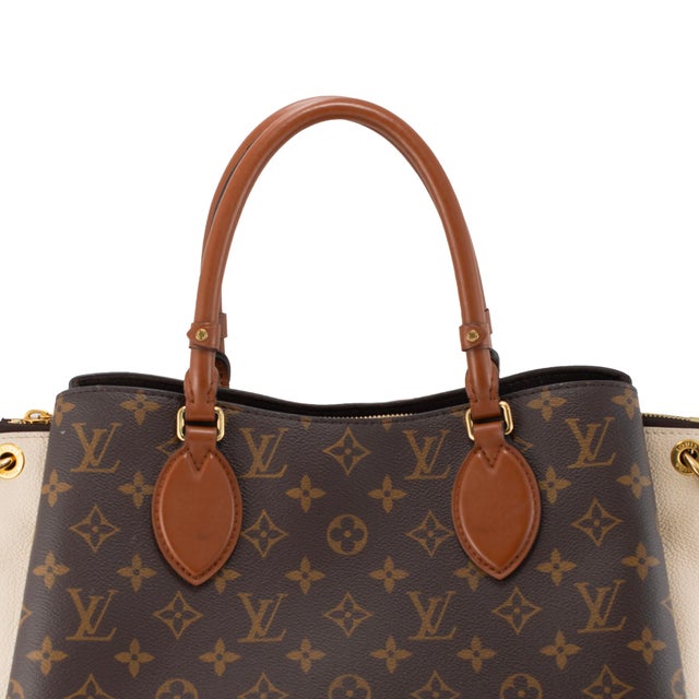 Textile Louis Vuitton Vendôme MM Monogram Canvas Cream Leather Gold-Tone Handle Bag For Sale - Image 7 of 13