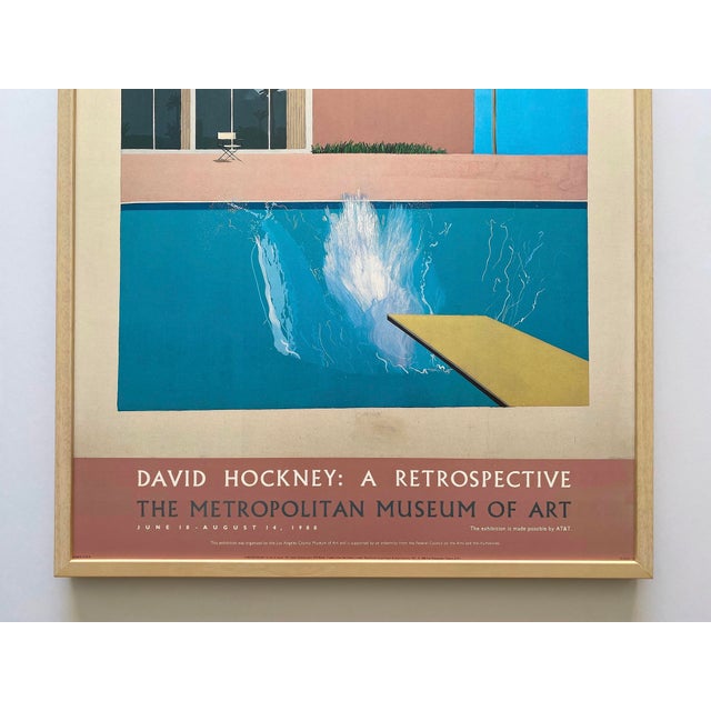Mid-Century Modern David Hockney Vintage 1988 Lithograph Print Framed Museum Exhibition Poster " a Bigger Splash " 1967 For Sale - Image 3 of 18