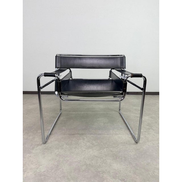 Animal Skin Vintage B3 Wassily Chair by Marcel Breuer for Bononia, Italy, 1960s For Sale - Image 7 of 15
