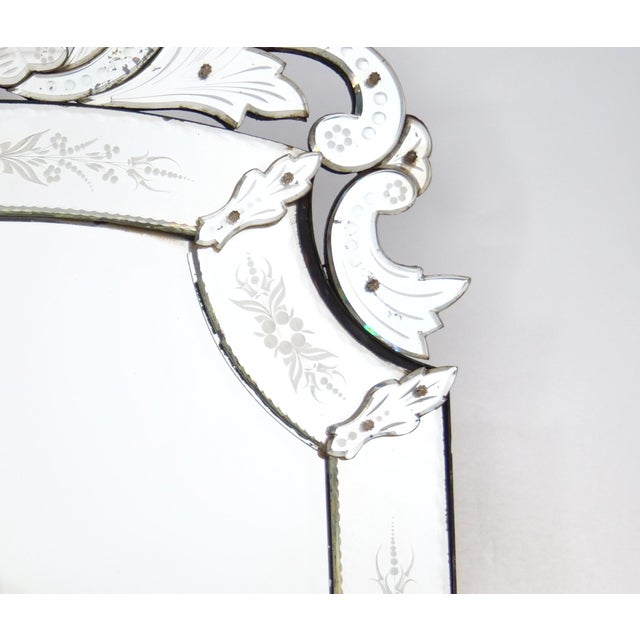 Wood Antique 19th Century Venetian Murano Hand-Engraved Hanging Wall Mirror For Sale - Image 7 of 14