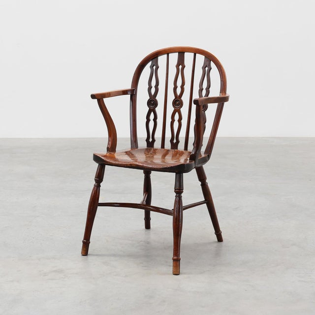 English Windsor Armchair with Oak Seat and Spindle Back, 1800s For Sale - Image 13 of 13