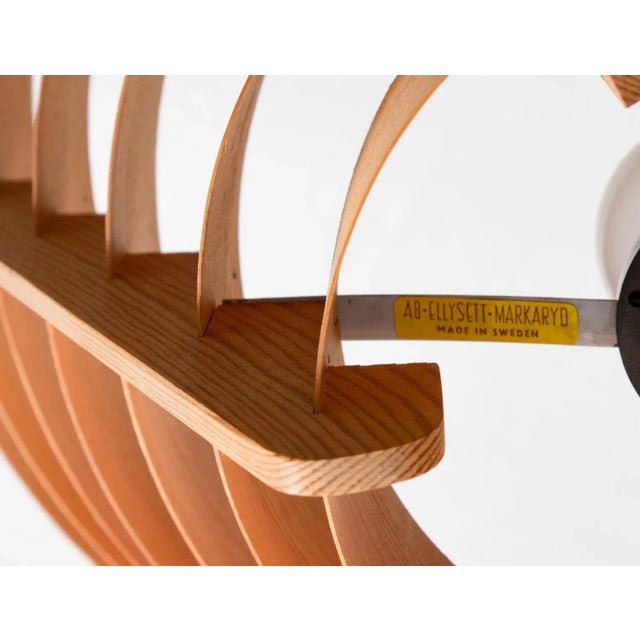 Scandinavian Pendant Lamps in Pine by Hans-Agne Jakobsson for Ellysett, 1960s, Set of 2 For Sale - Image 8 of 9