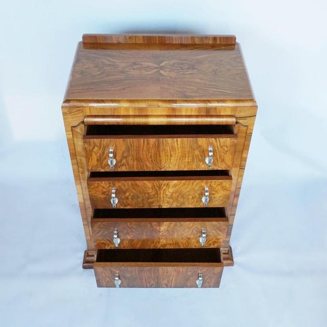 Vintage Chest of Drawers in Walnut, 1930s For Sale - Image 3 of 9