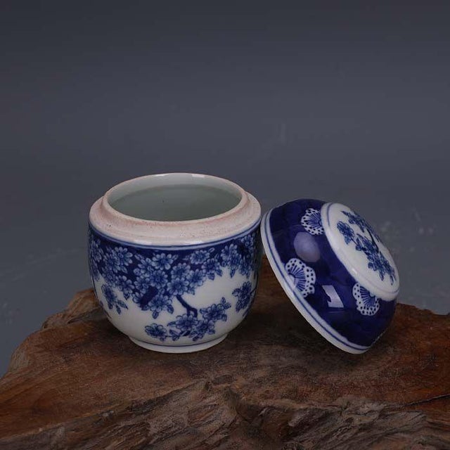 Blue and White Porcelain Floral Tea Jar With Lid For Sale - Image 4 of 5