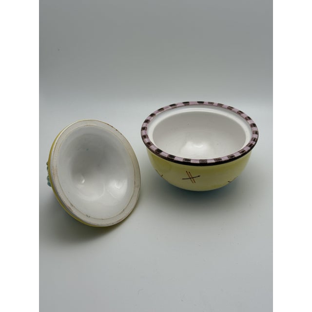 Ceramic Wiener Werkstätte Ceramic Model 622 Lidded Box by Dagobert Peche for Gmundner Keramik, Austria, 1923s For Sale - Image 7 of 11