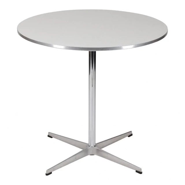 Fritz Hansen White Laminate Café Table by Arne Jacobsen for Fritz Hansen For Sale - Image 4 of 4