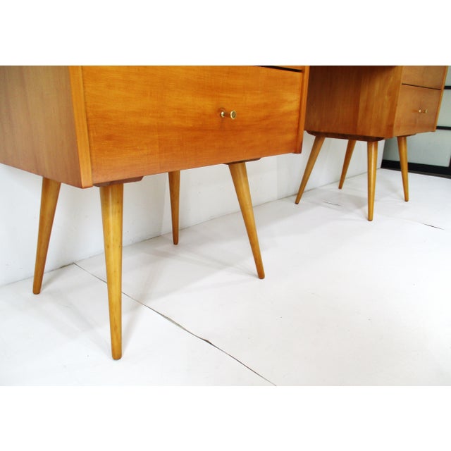 Rare Paul McCobb Planner Group 4 Pc. Vanity Set With Chair by Winchendon Furniture For Sale - Image 13 of 18