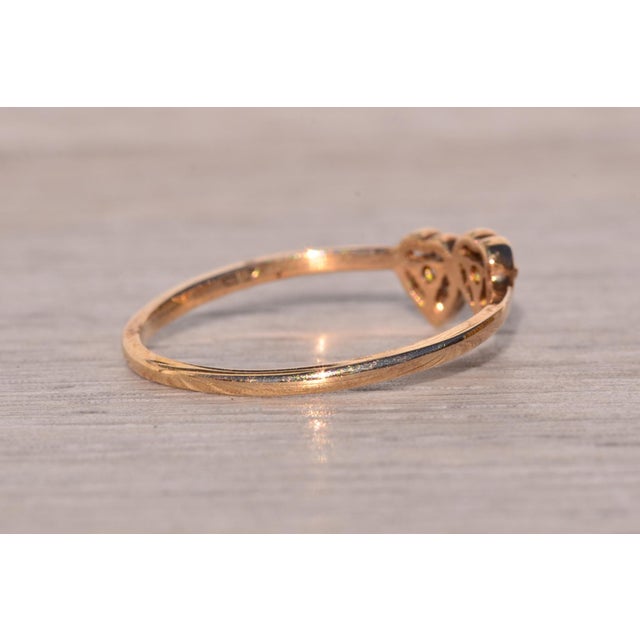 The Luv: Lovers Toi et Moi Ring with Natural Diamonds in Yellow Gold For Sale In Philadelphia - Image 6 of 10