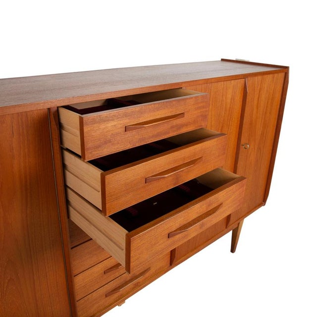 Mid-Century Modern Wooden Sideboard in Teak from VKW Furniture For Sale - Image 6 of 18