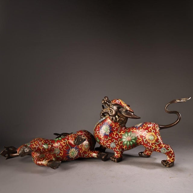 Pair of Antique Cloisonné Enamel Pixiu Statues, Mythical Beast Figures, 2.6kg Each For Sale In Los Angeles - Image 6 of 9