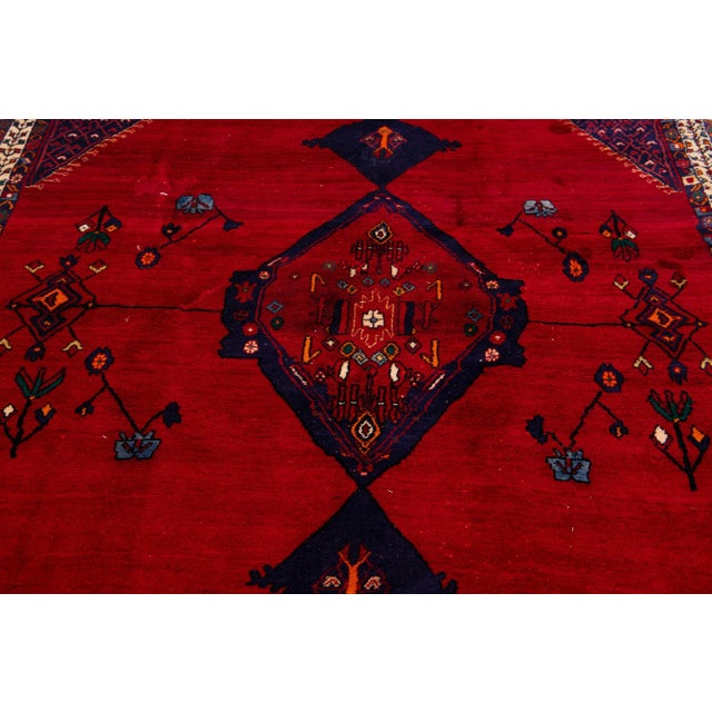 Textile 1960s Red Handmade Shiraz Vintage Wool Rug With Medallion Motif For Sale - Image 7 of 7