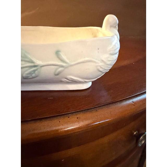 Art Deco 1940s Hull Pottery Open Rose / Camellia Console Bowl W/ Dove Handles "116-12" Art Deco - Rare For Sale - Image 3 of 15