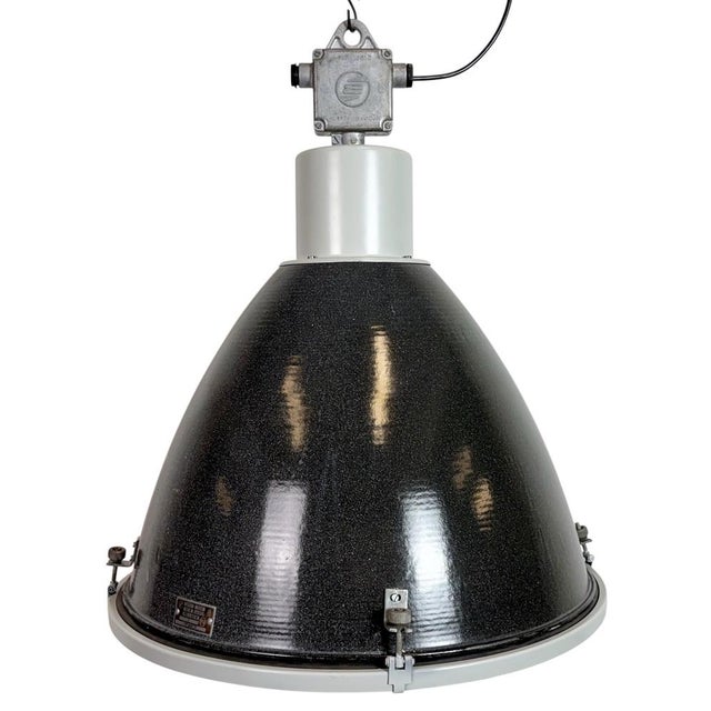 Large Industrial Enamel Factory Pendant Lamp with Glass Cover from Elektrosvit, 1960s For Sale - Image 18 of 18