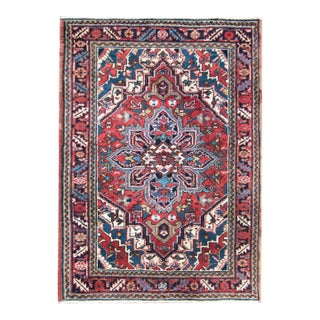 Early 20th Century Persian Heriz Rug For Sale