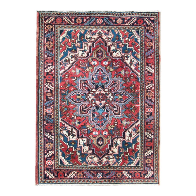 Early 20th Century Persian Heriz Rug For Sale