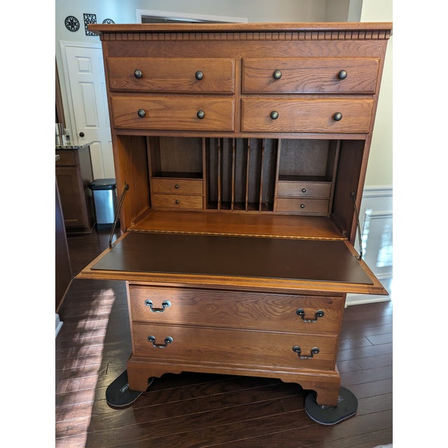 1990s Keller Chestnut Creek Bedroom Desk Chest W/Jewelry Case and